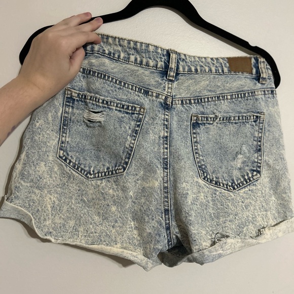 Blue notes Mom Jean Shorts - Picture 4 of 4